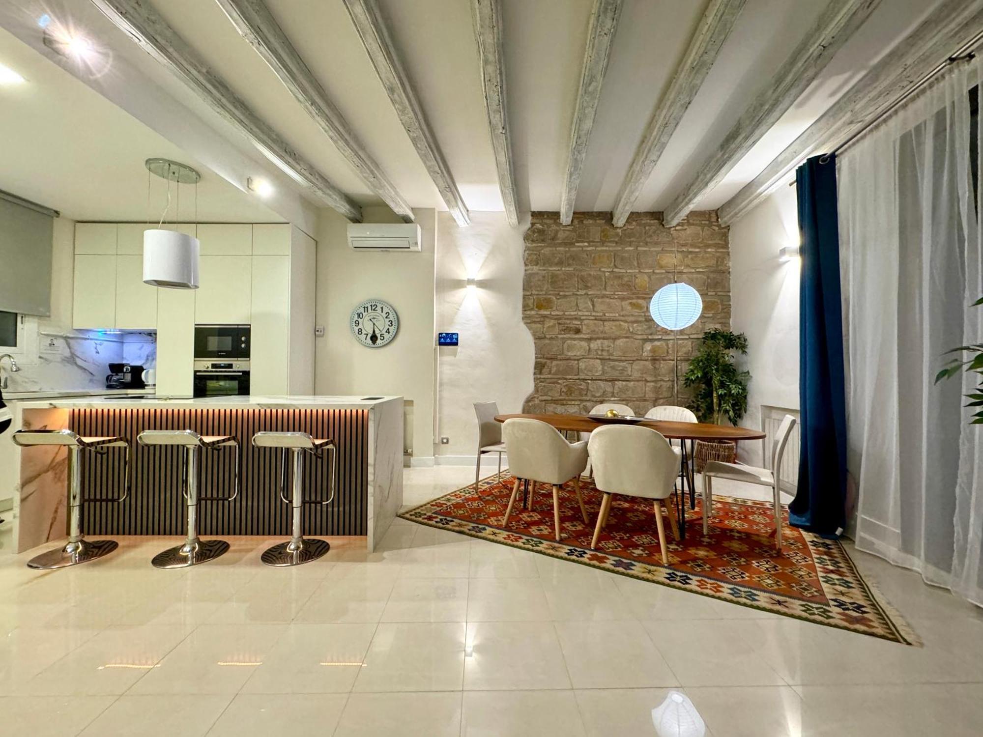 Colon Bcn 130 Mts 3 Port Vell *