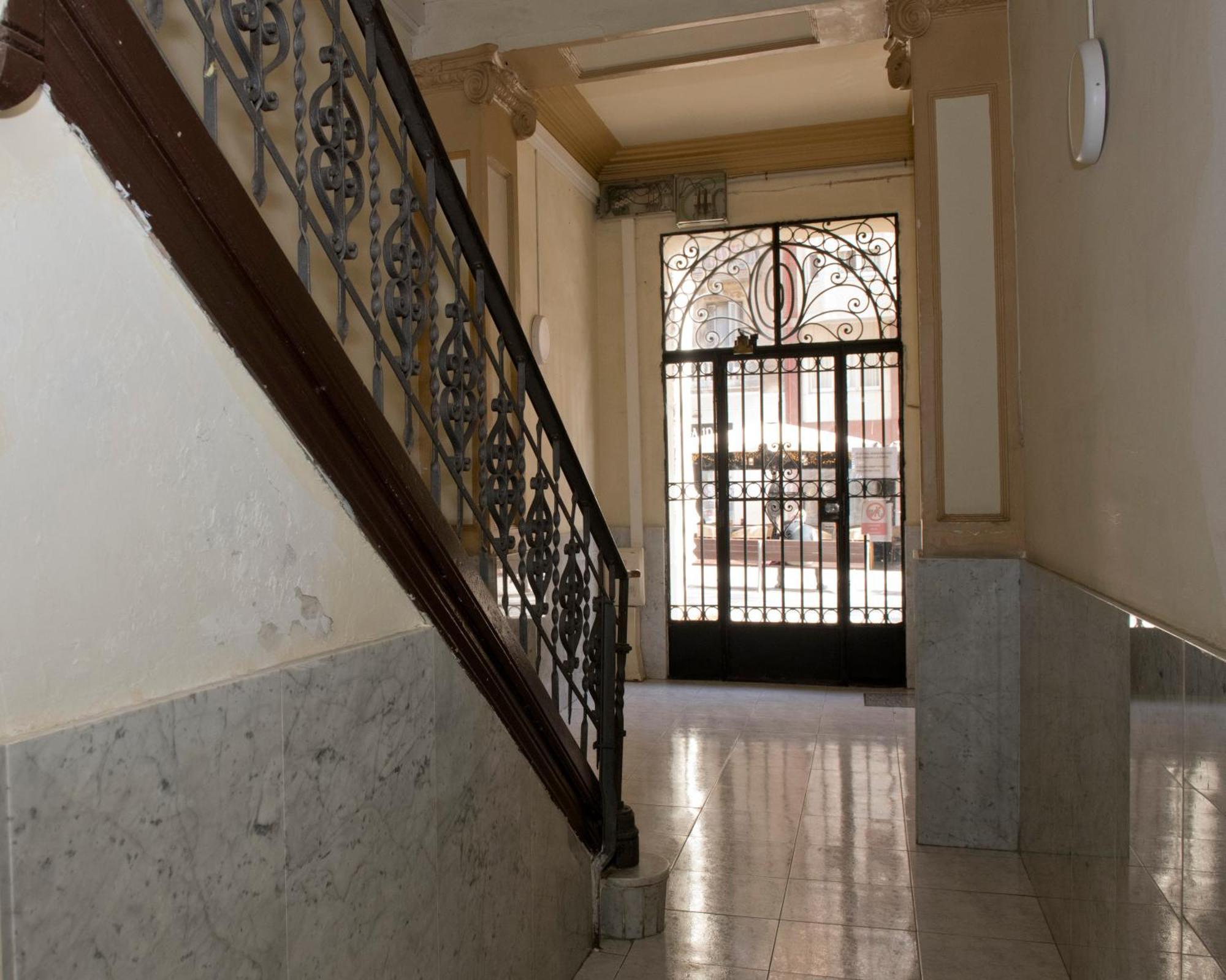 Gaudi-sant Pau Apartment Barcelona