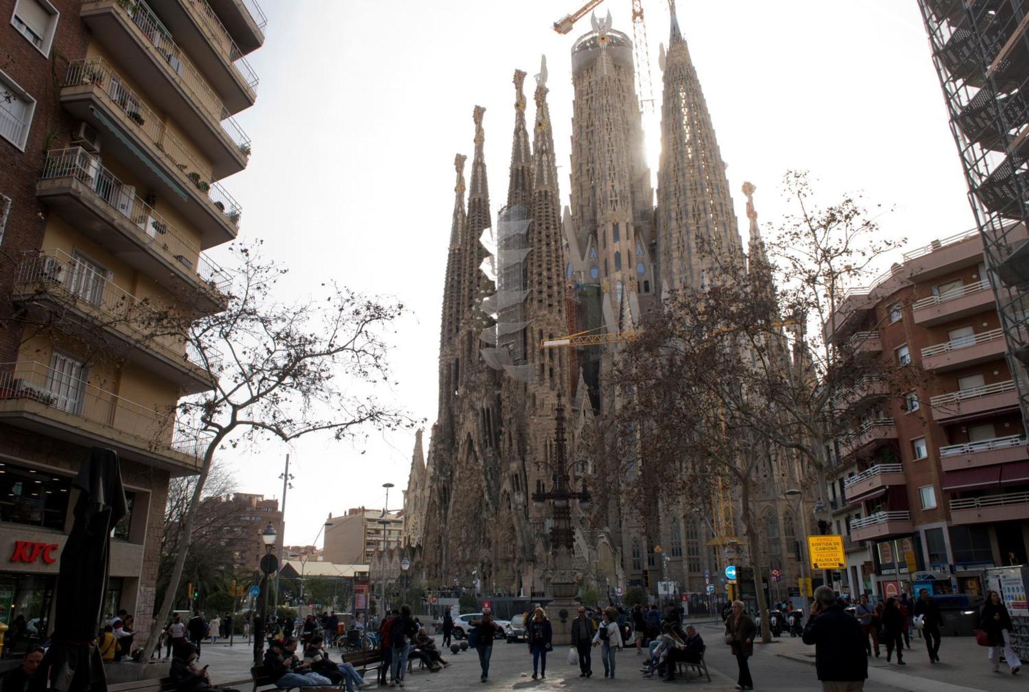 Gaudi-sant Pau Apartment *