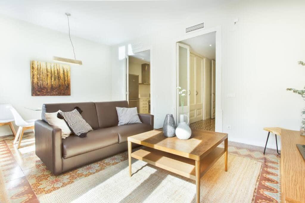 4bedroom With Balcony In Ramblas 3-2 Appartement Barcelona