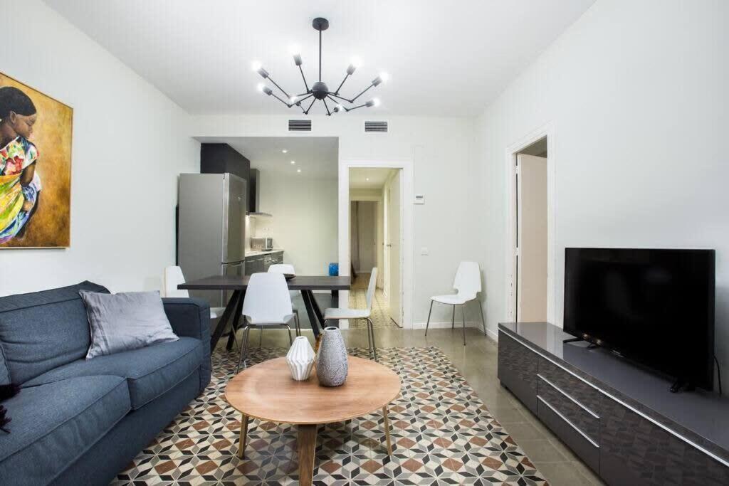 Bright And Modern 3bedroom In Ramblas 3 1b Barcelone