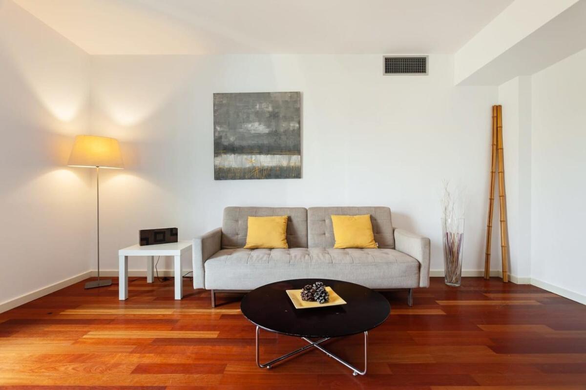 Plaça Catalunya Luxurious 2bedroom With Balcony Appartement