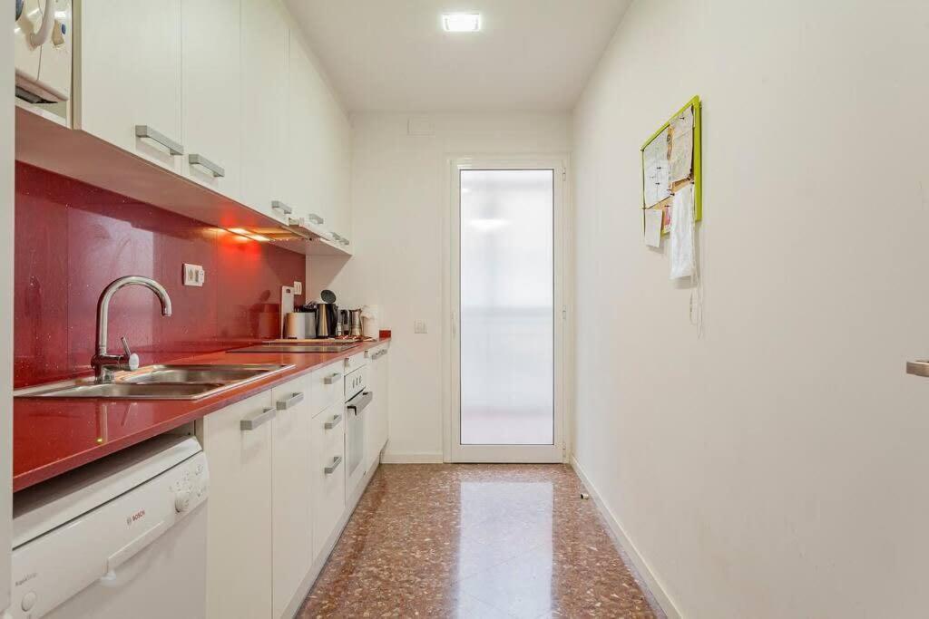 Appartement Big For 14 In The Heart Of Eixample Barcelona