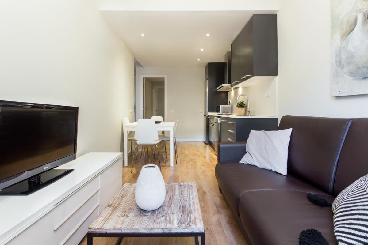 Centric 2bedroom In Ramblas 3 1a Apartment Barcelona