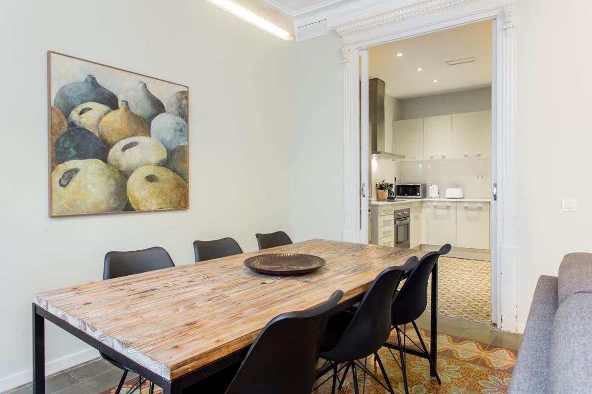 4 Bedroom With A Balcony In Ramblas 2 2 Appartement *