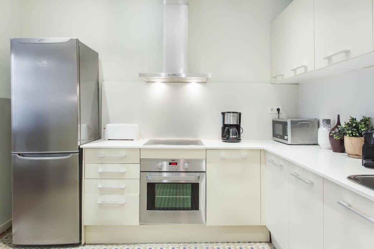 Apartamento 4bedroom With A Balcony In Ramblas 1 2 Barcelona
