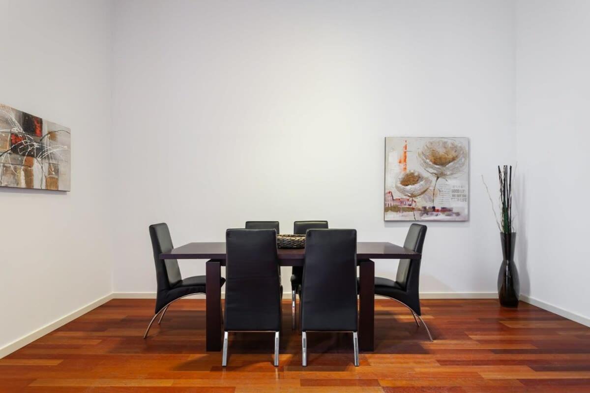 Plaça Catalunya Incredible 3bedroom Duplex With Balcony * Barcelone