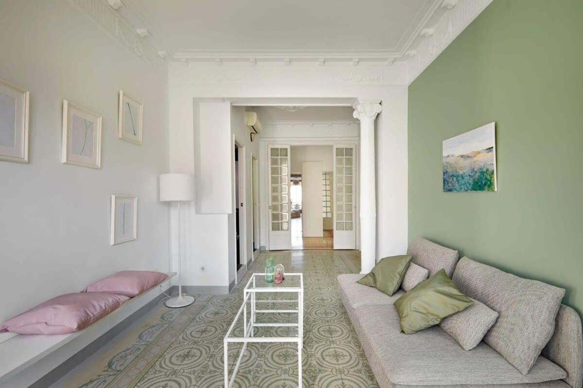 Exclusive Luxe Design - Large Tranquil Penthouse Appartement *