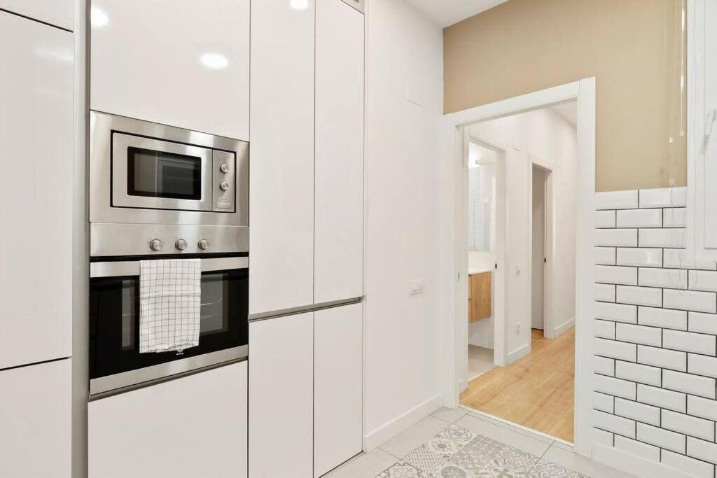 Arc De Triomf Luxury Modern 2-bedroom 2-bathroom Appartement Barcelone