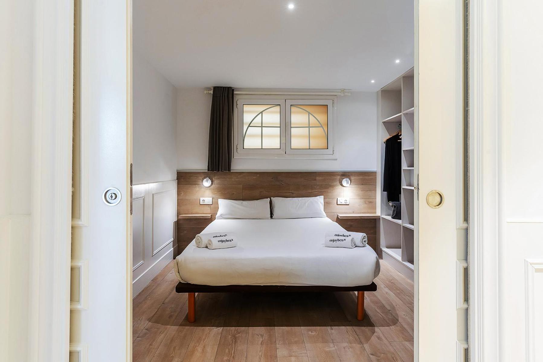 Enjoybcn Plaza Catalunya Apt. Apartment