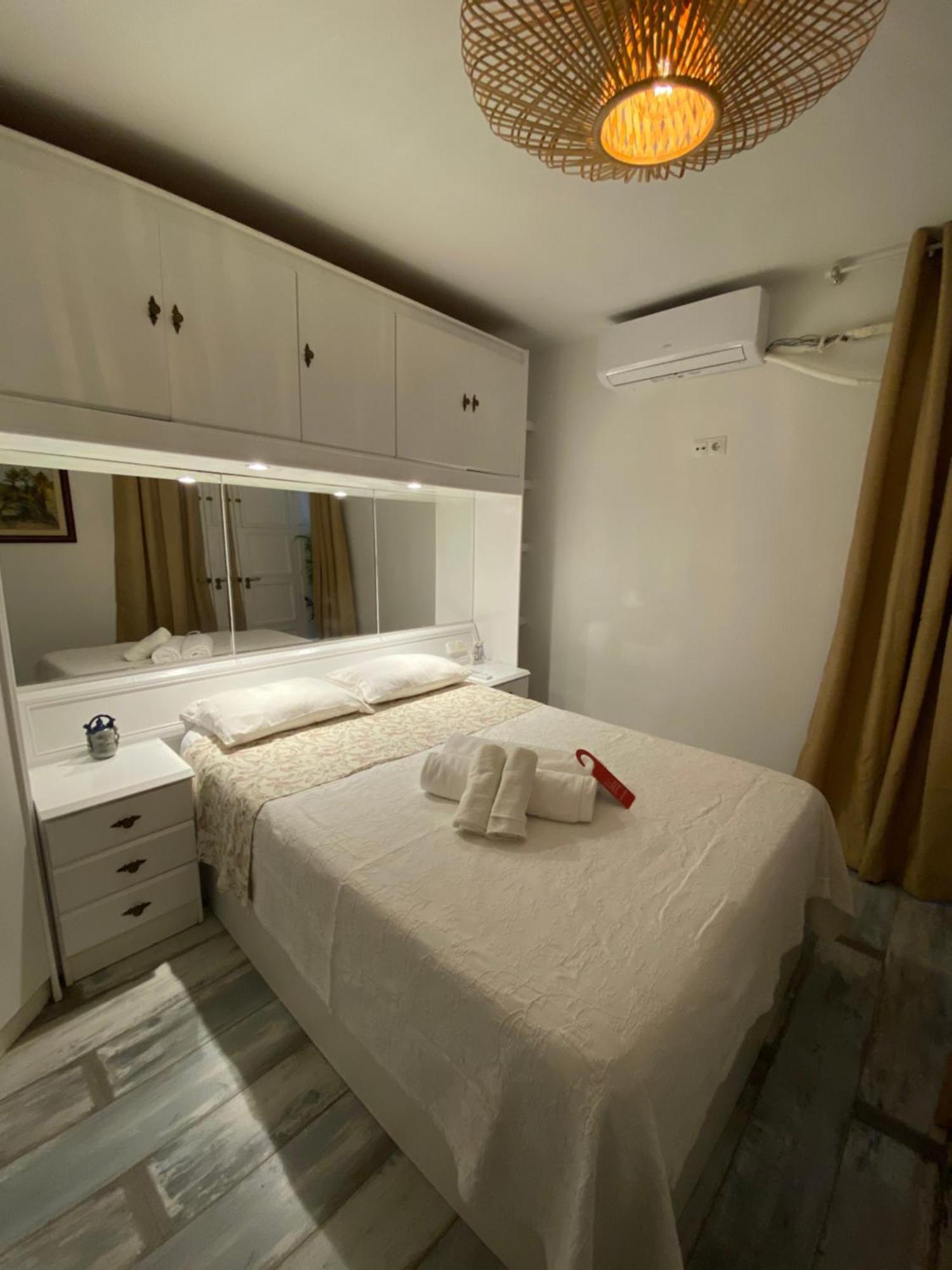 Appartement Studio Or With Private Bathroom Or With Shared Bathroom Barcelone