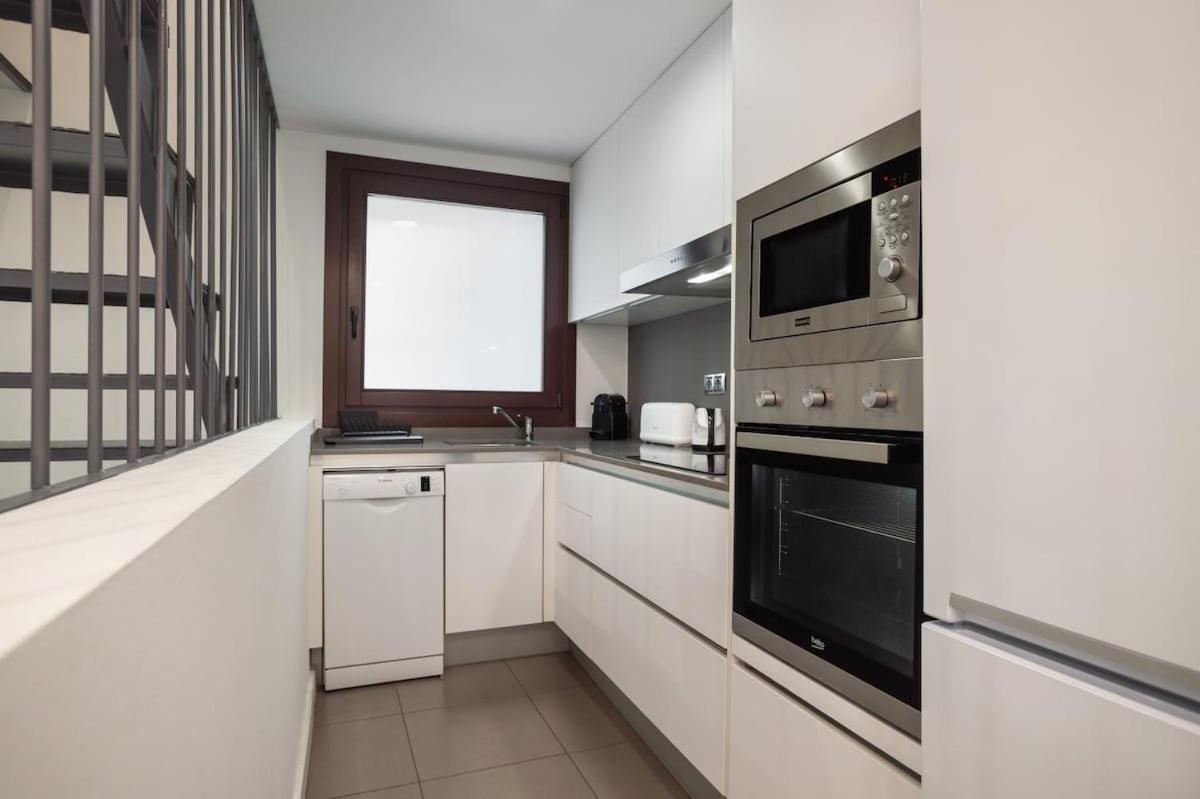 Modern And Bright 4bd Triplex In Paralel! * Barcelona