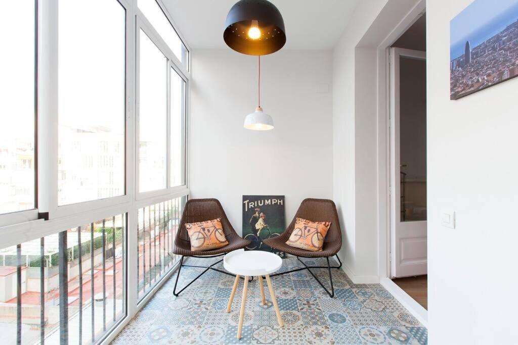 Beautiful 4bd 4ba In Eixample District Apartment *