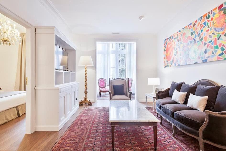 Casa Batllo - Luxury Historic 4bd 4bth For 9 Guests Appartement Barcelone