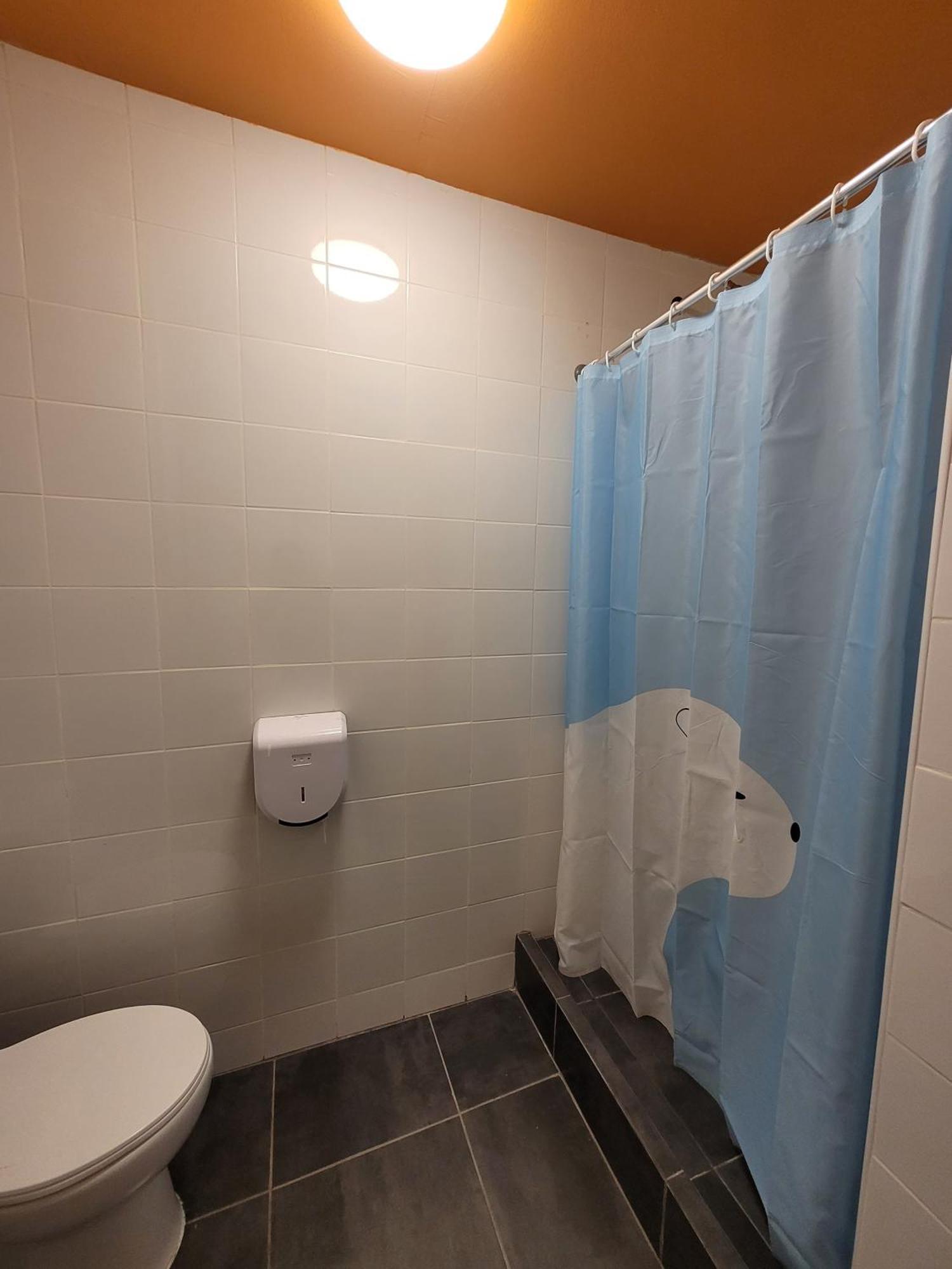 Arc House Gracia Hostel Barcelona