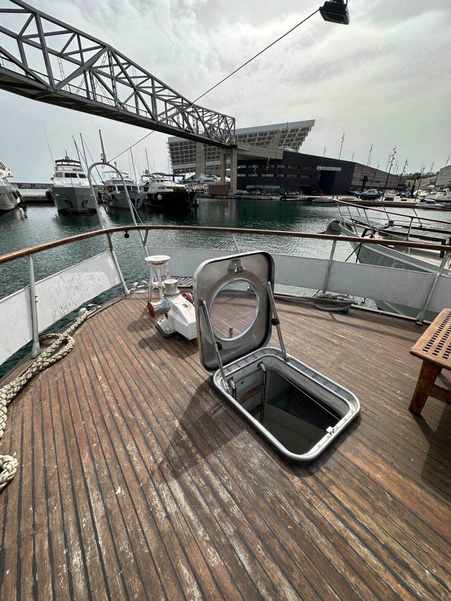 Marineria Boat Aloha Hotel en barco *