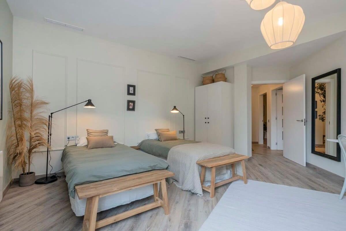 Luxury 4-bedrooms In Rambla De Catalunya