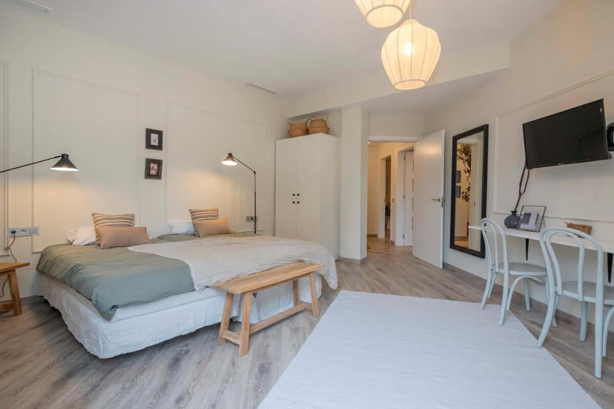 Luxury 4-bedrooms In Rambla De Catalunya *