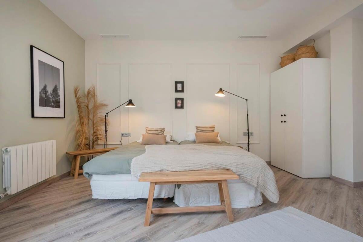 Luxury 4-bedrooms In Rambla De Catalunya * Barcelona