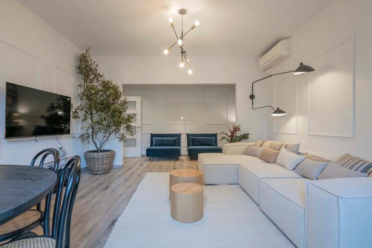Luxury 4-bedrooms In Rambla De Catalunya Apartment *