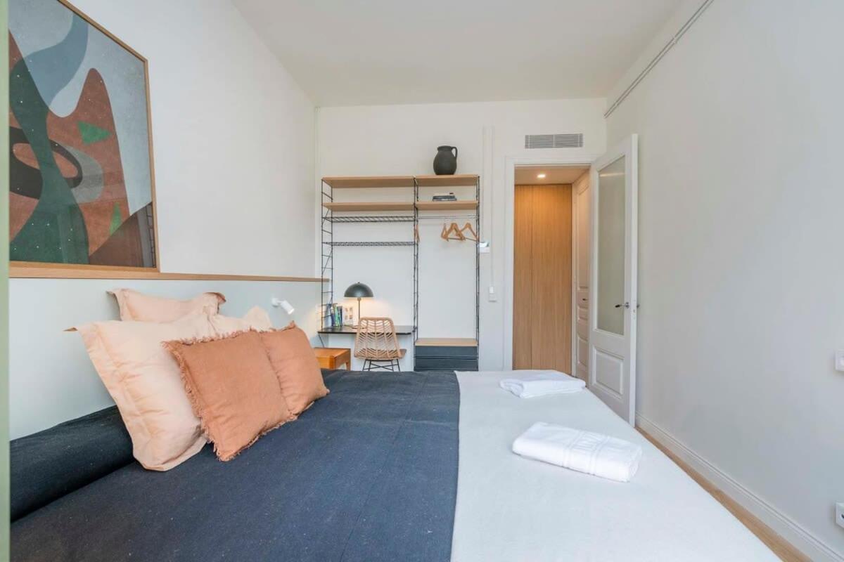 Amazing 5 Bd 5 Bathroom Next To Plaza Catalunya Appartement Barcelone