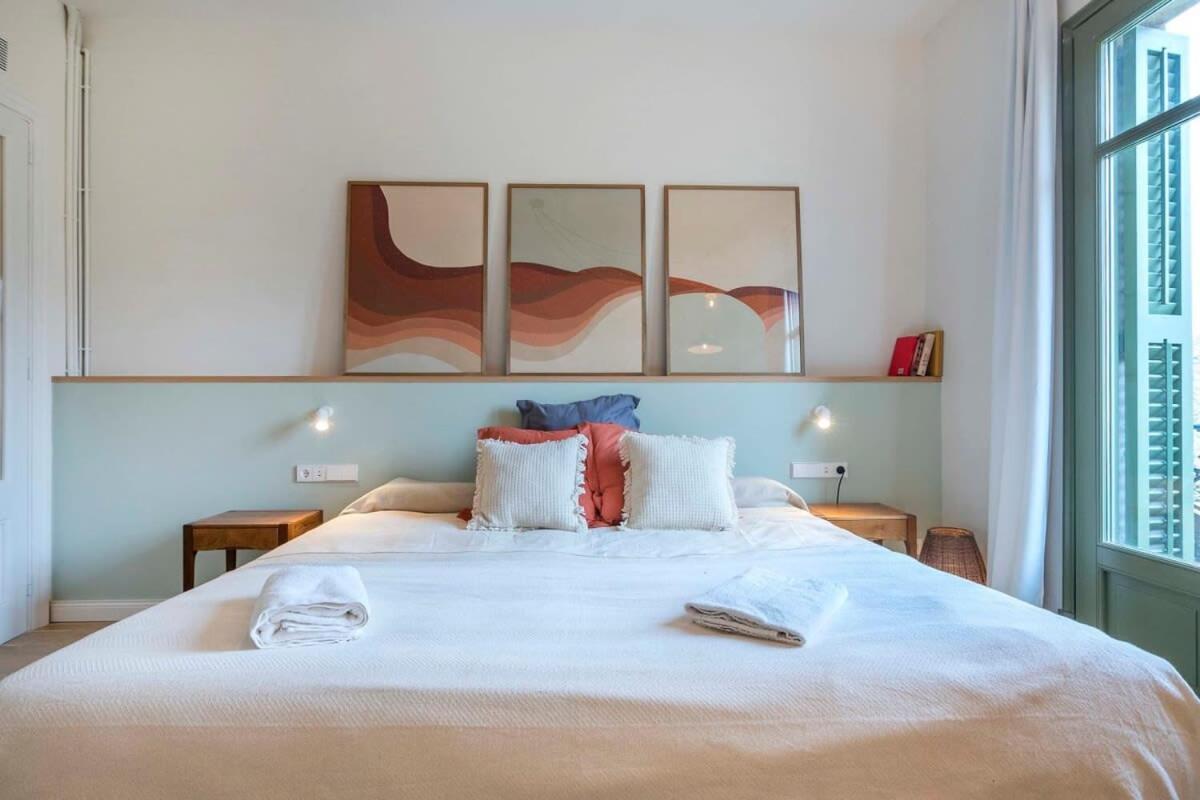Amazing 5 Bd 5 Bathroom Next To Plaza Catalunya *