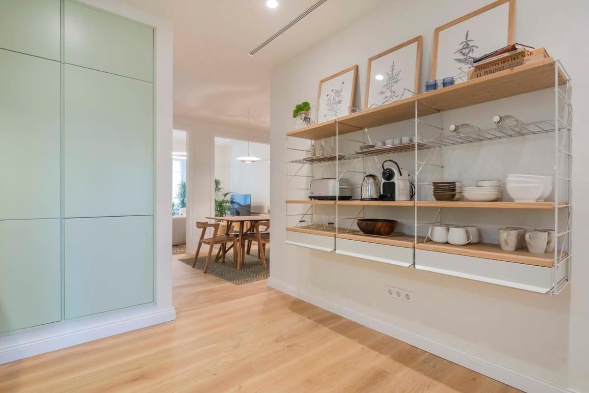 Appartement Amazing 5 Bd 5 Bathroom Next To Plaza Catalunya