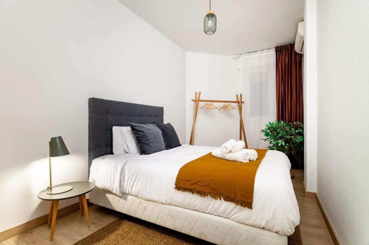 Apartment Exclusive Huge 4 Double Bedroom Center Barcelona