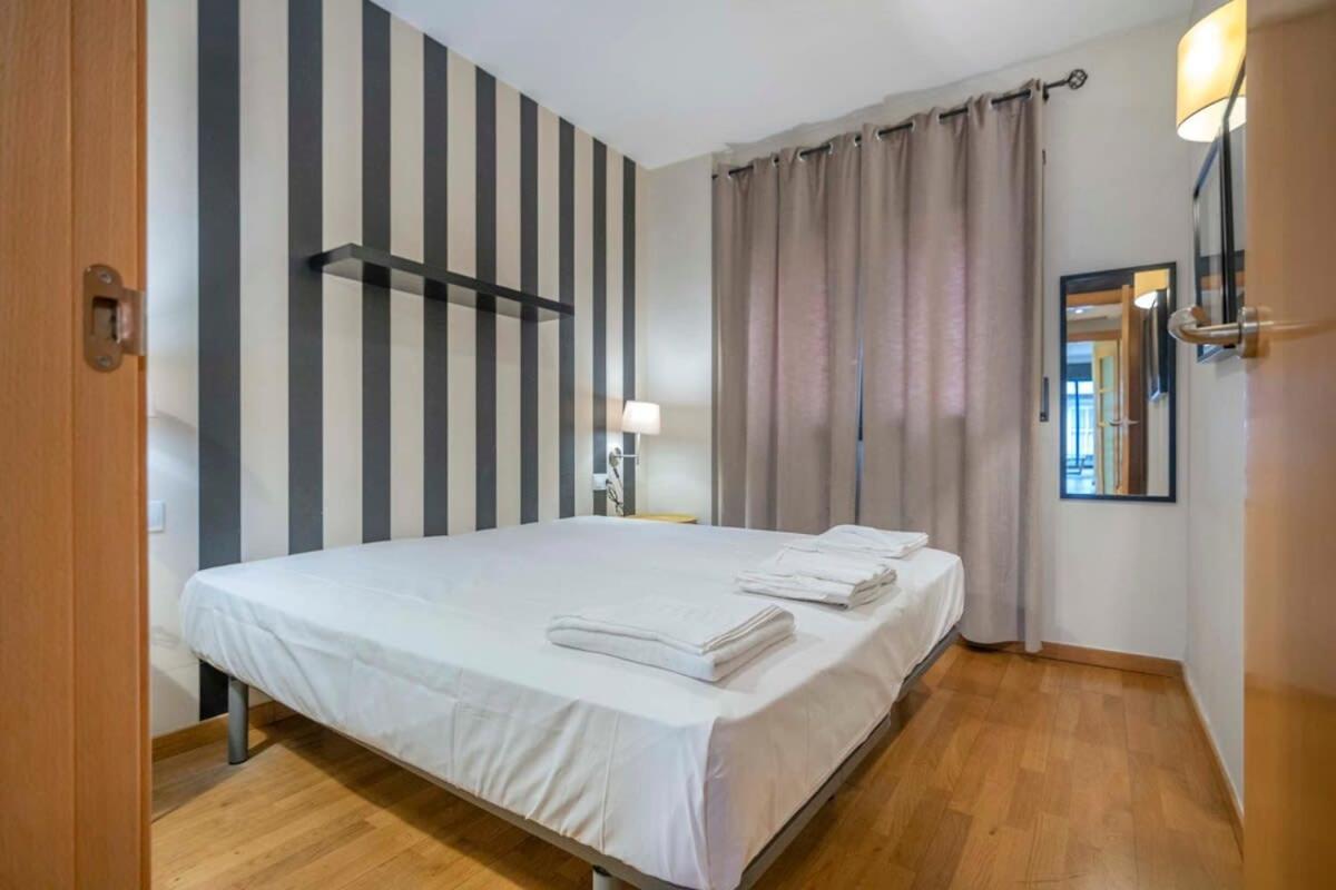 Modern And Bright In Eixample 5-2 Appartement *