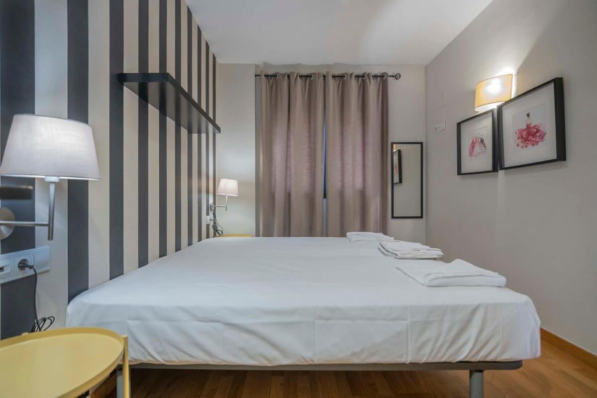 Appartement Modern And Bright In Eixample 5-2 Barcelona