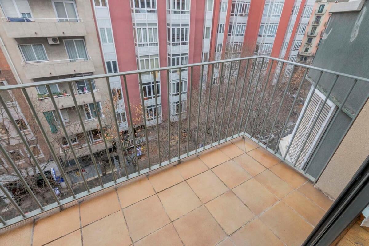 Modern And Bright In Eixample 5-2 *
