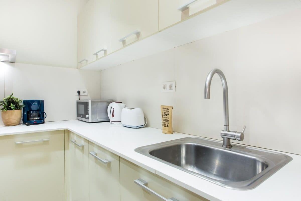 4 Bedroom With A Balcony In Ramblas 2 2 Appartement *