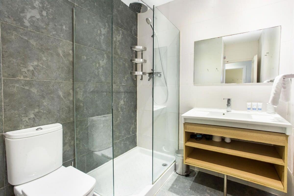 4bedroom With A Balcony In Ramblas 1 2 Apartamento *