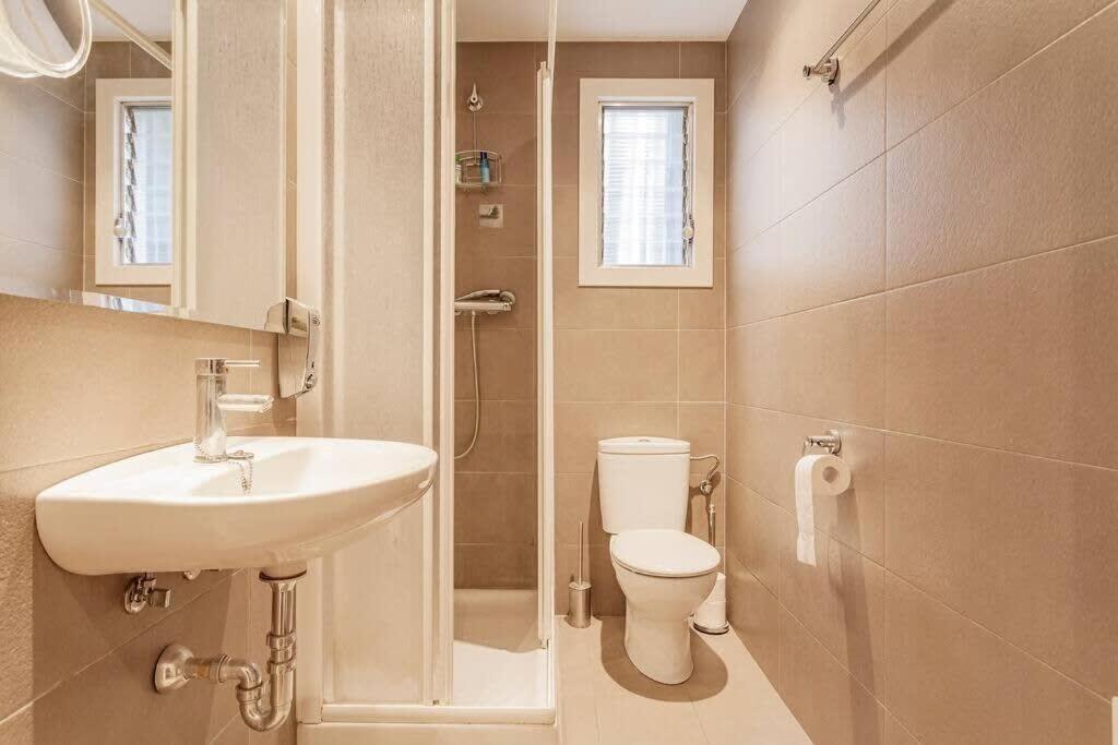 Big For 14 In The Heart Of Eixample