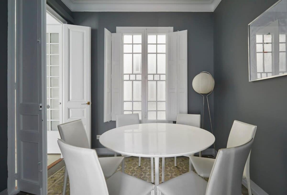 Exclusive Luxe Design - Large Tranquil Penthouse Appartement Barcelona