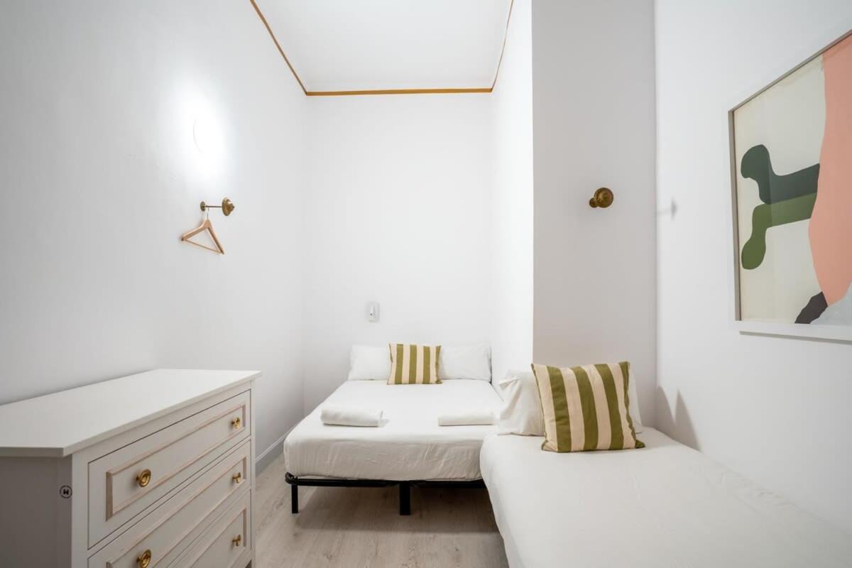 Placa Catalunya V Charming And Exquisite 5bd With Large Balcony Apartamento