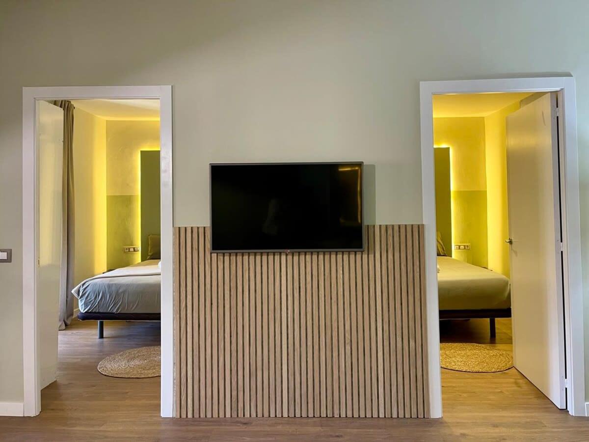 Plaza Catalunya Recently Renovated 5bd-4bth Appartement