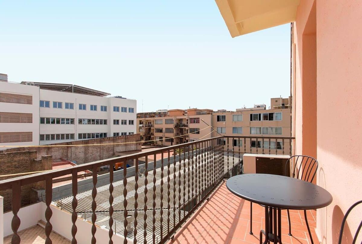 Apartment 3bd Only For Families In Poblenou Next To The Beach! Barcelona