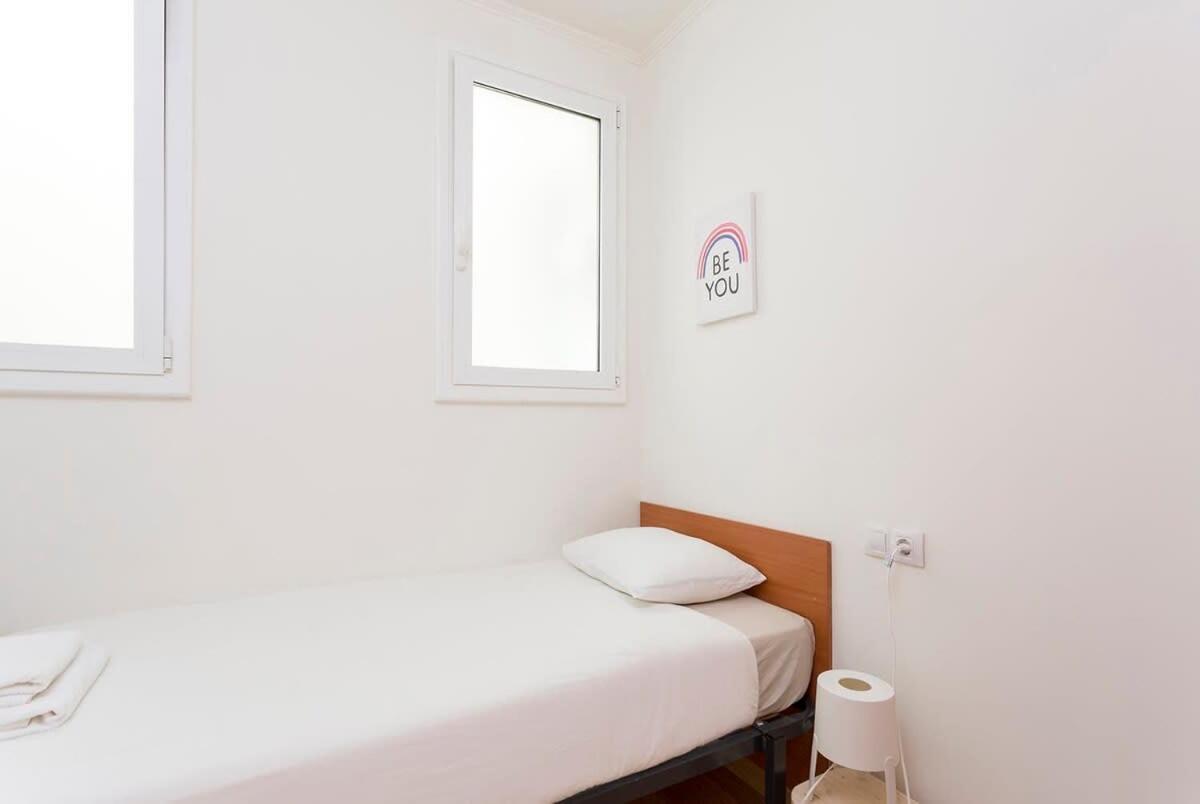 3bd Only For Families In Poblenou Next To The Beach! *