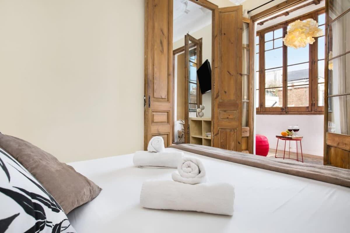 Paseo St Joan Classic 4bd For 10 Guests Appartement *