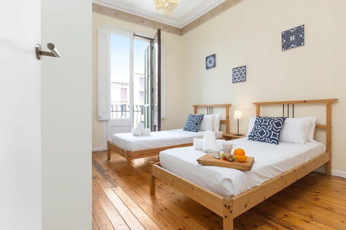 Paseo St Joan Classic 4bd For 10 Guests *