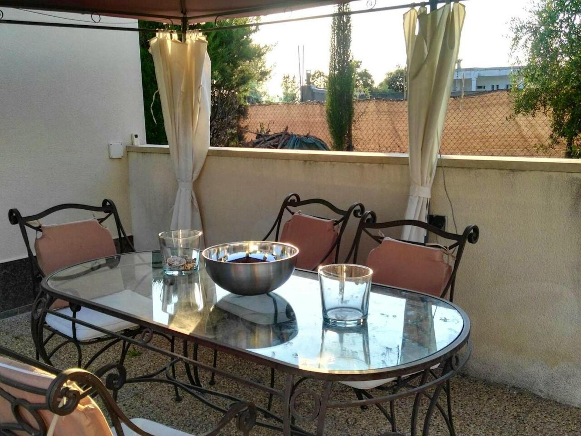 Chalet Holiday Carrer Les Roques Barcelone