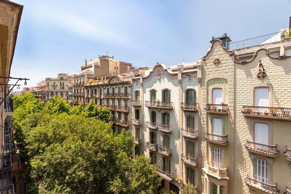 3-bedroom Penthouse With Terrace In Eixample Apartment