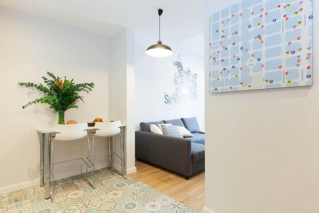 Apartment Perfectly Located 4bed 4bath In 3 1