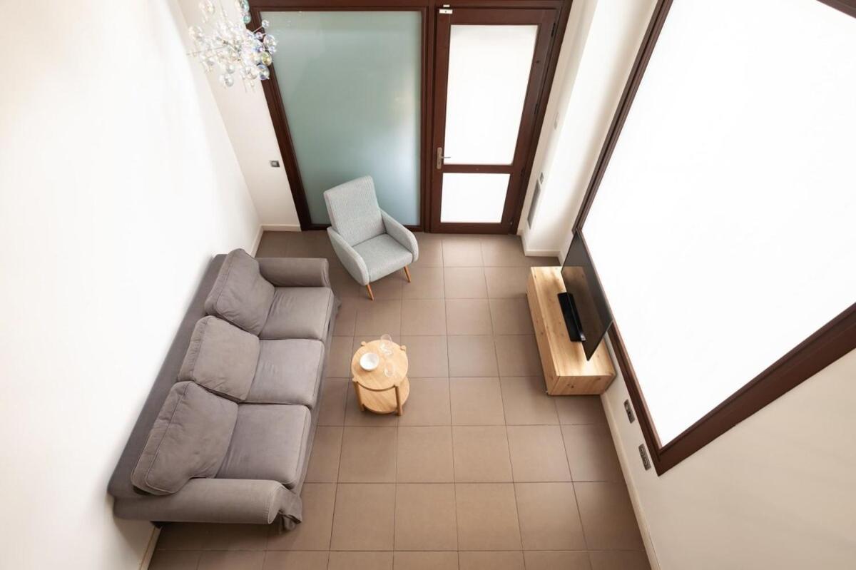 Modern And Bright 4bd Triplex In Paralel! Barcelona