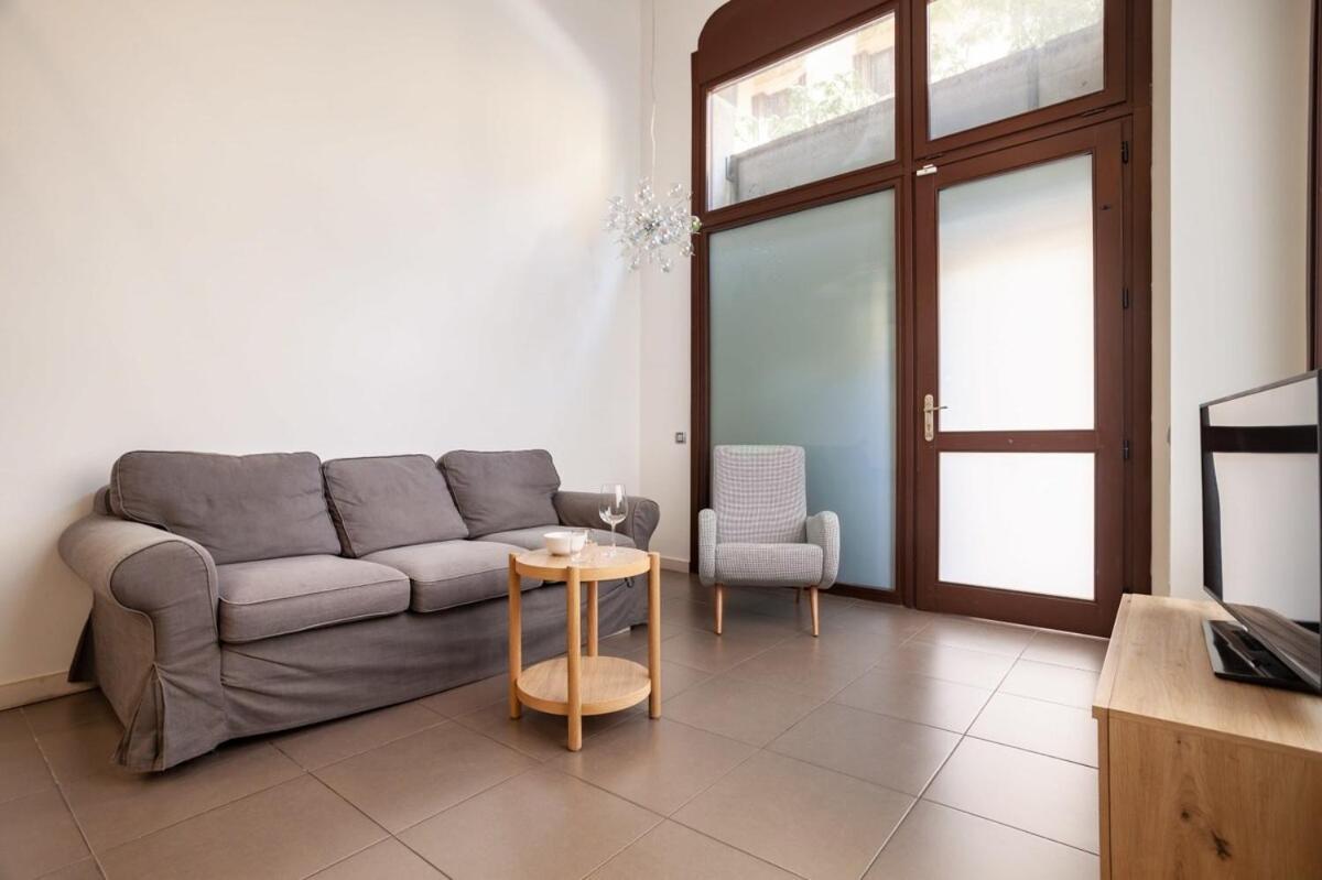 Modern And Bright 4bd Triplex In Paralel! Barcelona