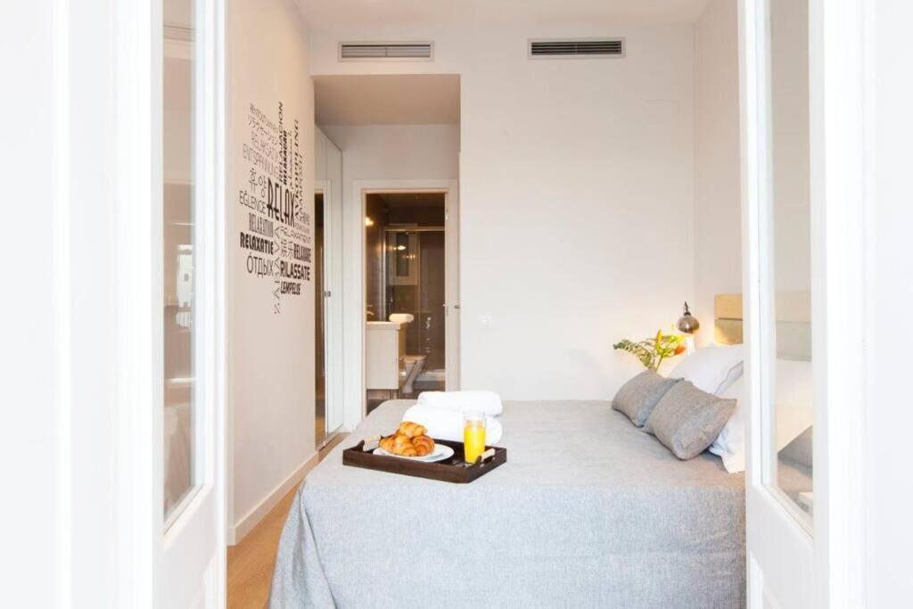 Appartement Stylish And Centric 2-bedroom In Eixample &terrace P2 Barcelona