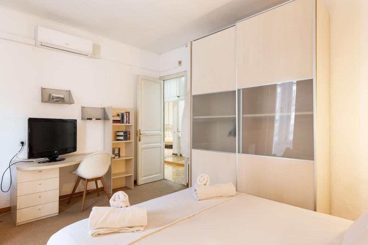 Huge Historic 5bd With Private Terrace! Appartement