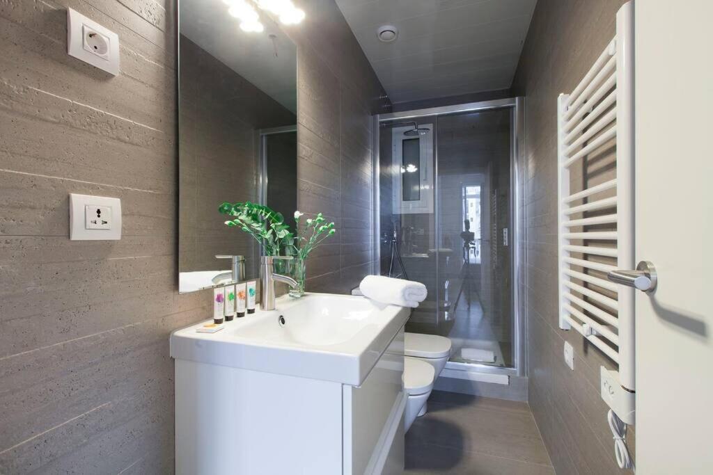 Apartment Beautiful 4bd 4ba In Eixample District