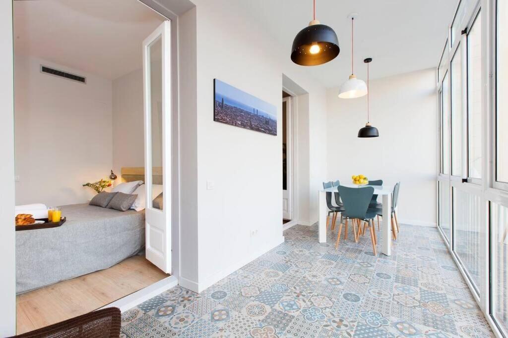 Beautiful 4bd 4ba In Eixample District Barcelona